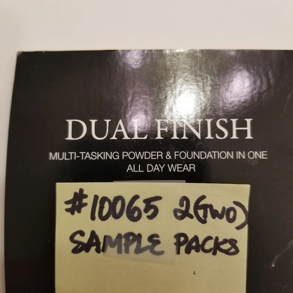✅Lancòme Dual Finish Powder 2 *SAMPLE* Packs with Puffs #10065, B39C